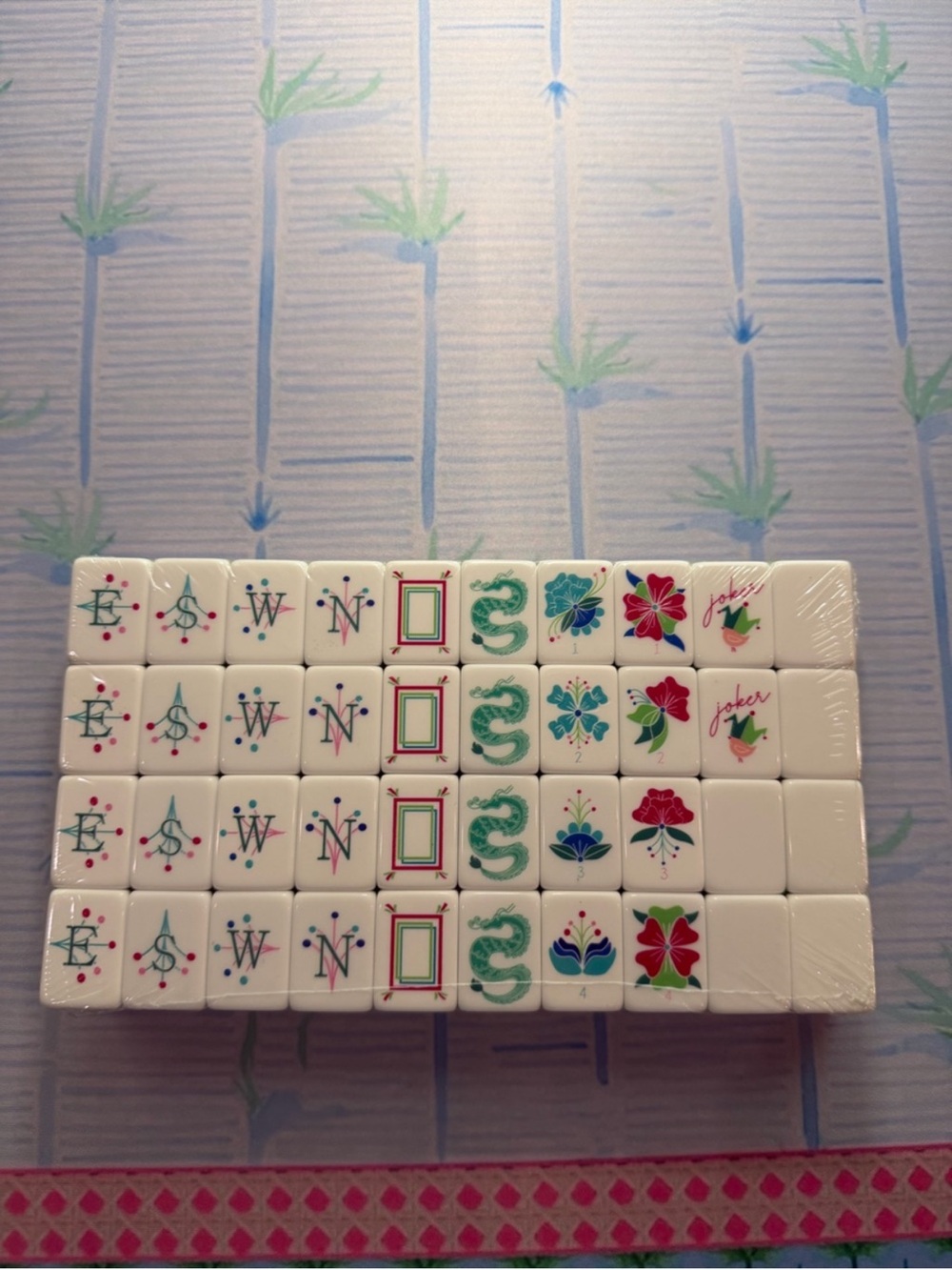 Pink and Green Mahjong Tiles - Picture 4 of 10